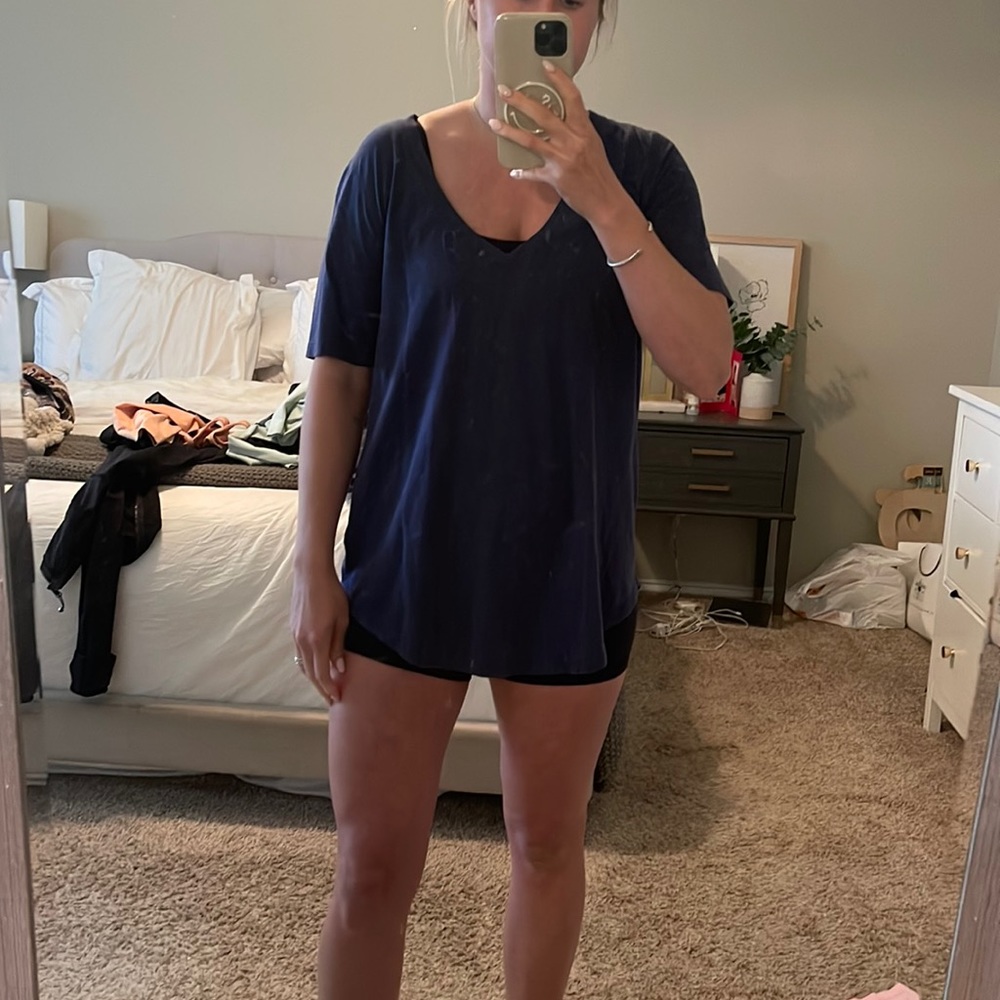 Lululemon T shirt